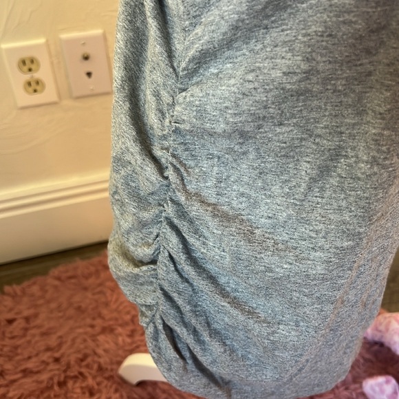 Grey Maternity V Neck Tee - Picture 2 of 4